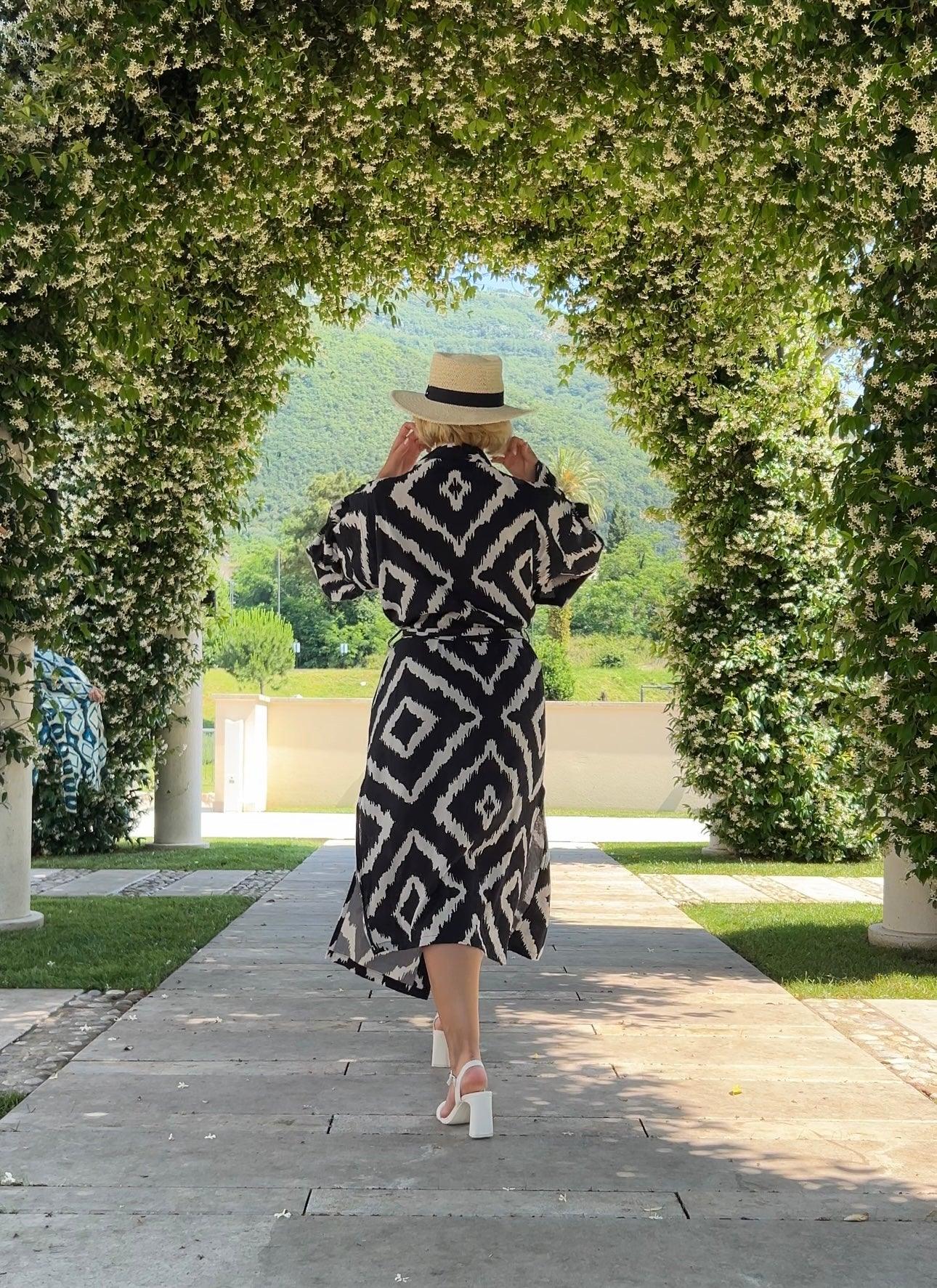 Inkblot Illusion Kimono Short Set - Qbik By KD